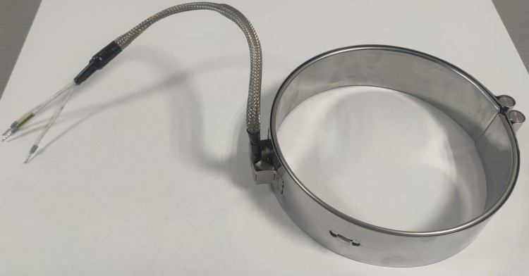 Grzałka mikanitowa opaskowa  fi150x40, 800W 230V, Przewód 300mm w oplocie  stalowym